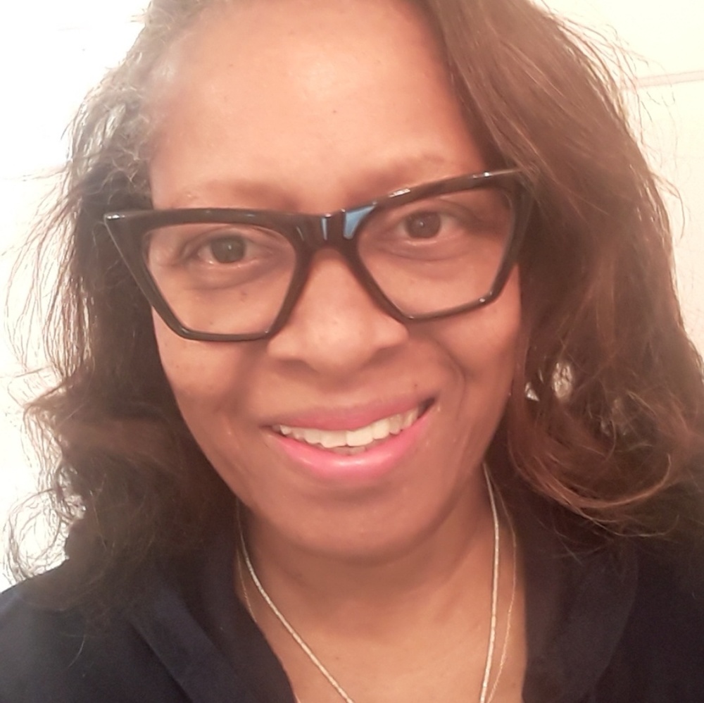 Meet your Posher, Miriam